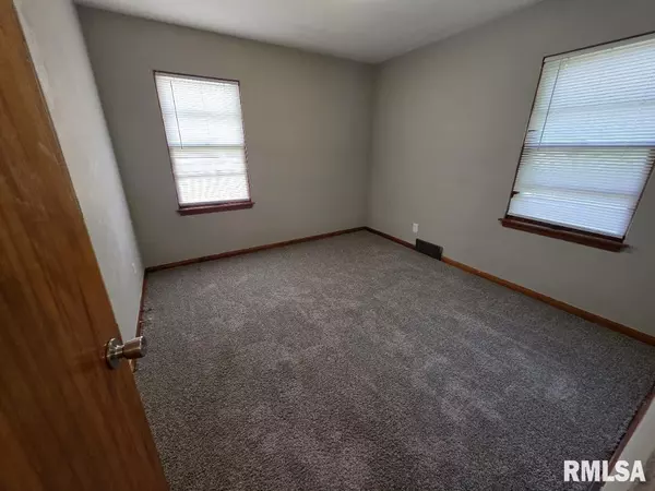 Rock Island, IL 61201,1405 26TH ST