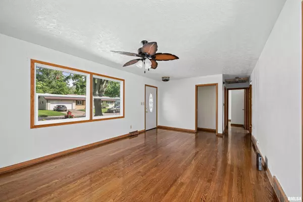 East Moline, IL 61244,2525 4TH Street A