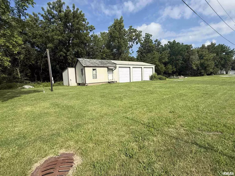0 13TH ST, Viola, IL 61486