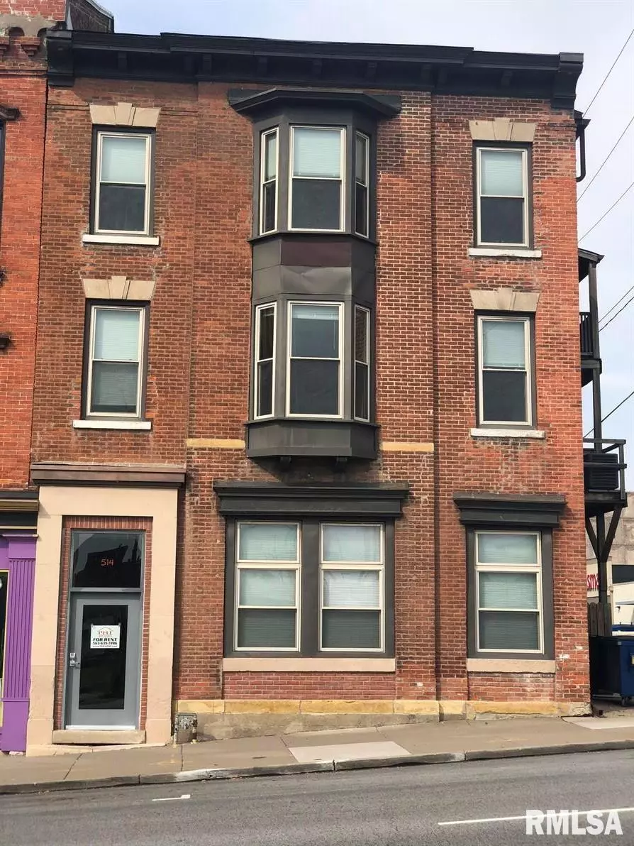 Davenport, IA 52801,514 BRADY ST #4