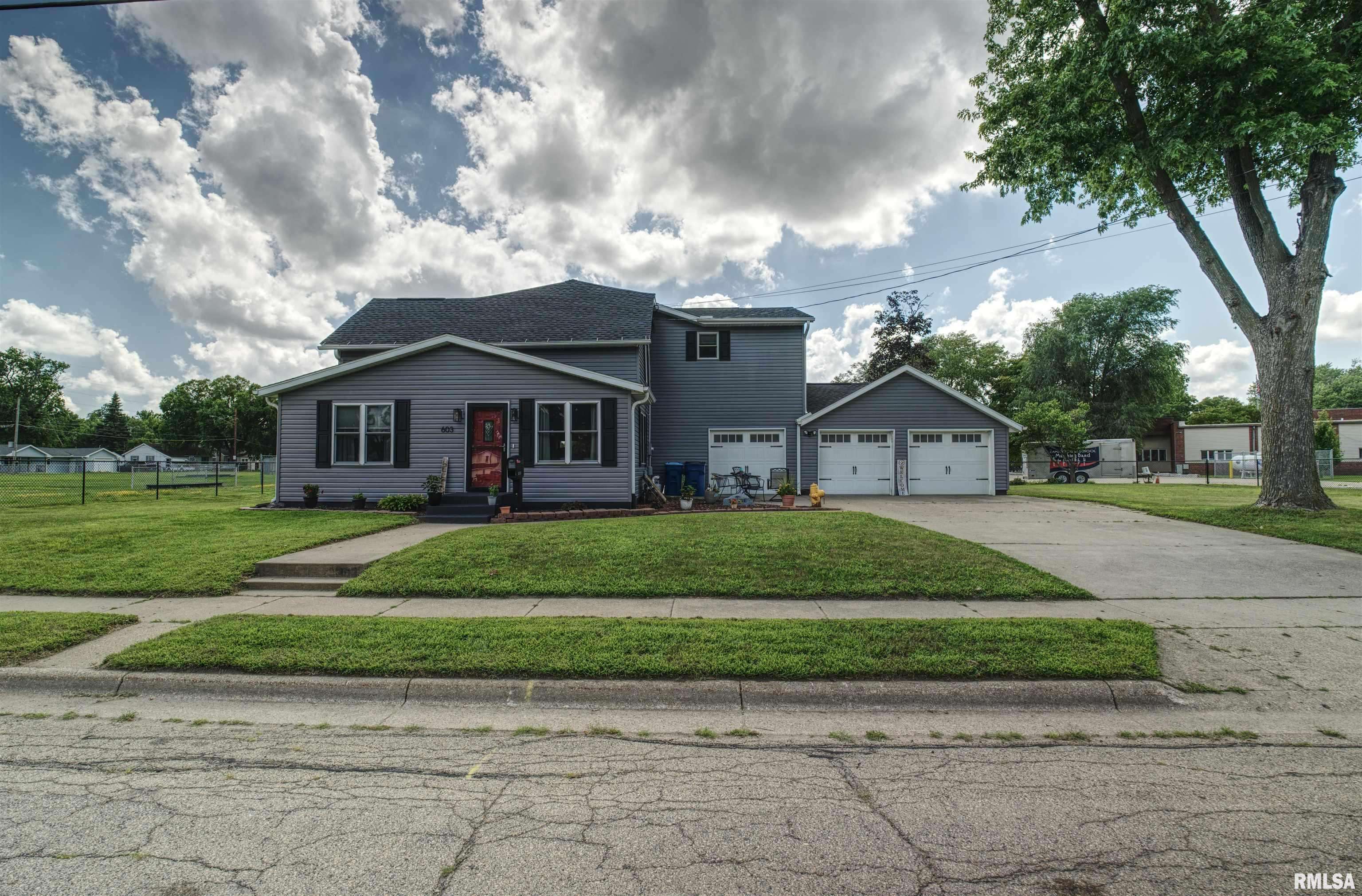 603 9TH AVE, Camanche, IA 52730