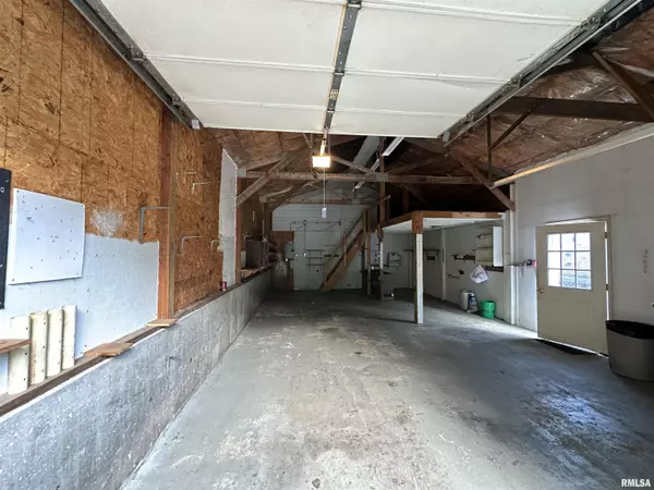 Port Byron, IL 61275,802 S HIGH ST