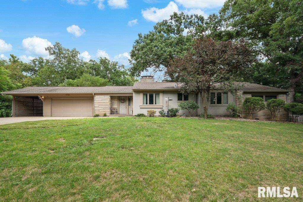 2718 30TH Street Court, Moline, IL 61265