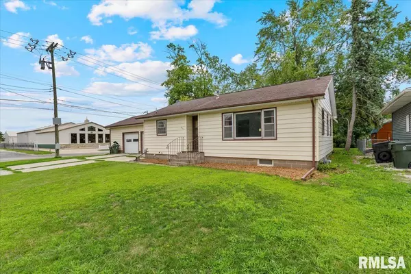 Geneseo, IL 61254-1710,624 E CHESTNUT ST