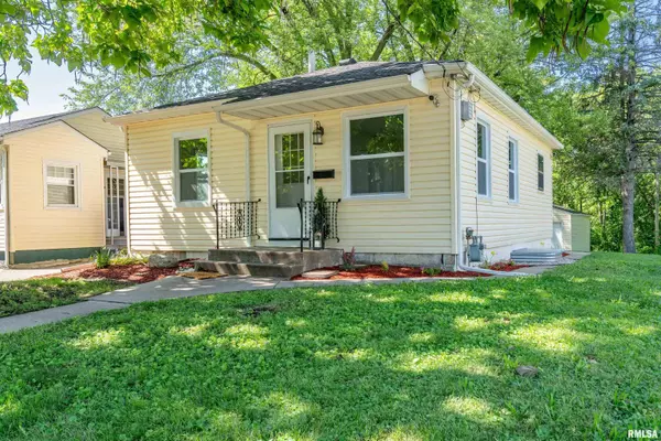 1814 E 13TH ST, Davenport, IA 52803