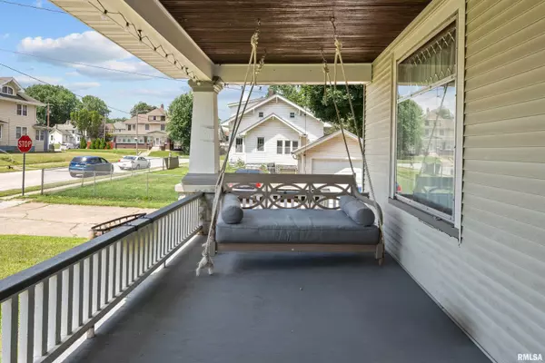 Davenport, IA 52804,1210 W 17TH ST