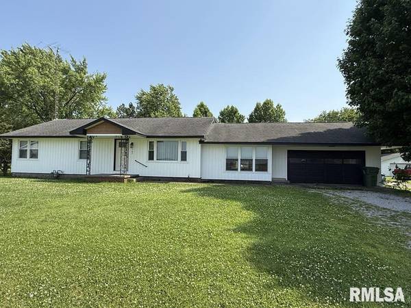 365 Bryden ST, Vergennes, IL 62994