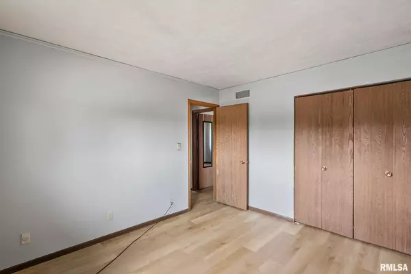 Moline, IL 61265,1820 53RD ST