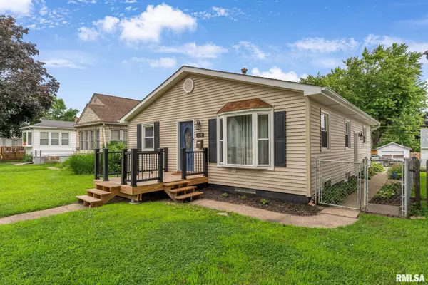 East Moline, IL 61244,149 17TH AVE