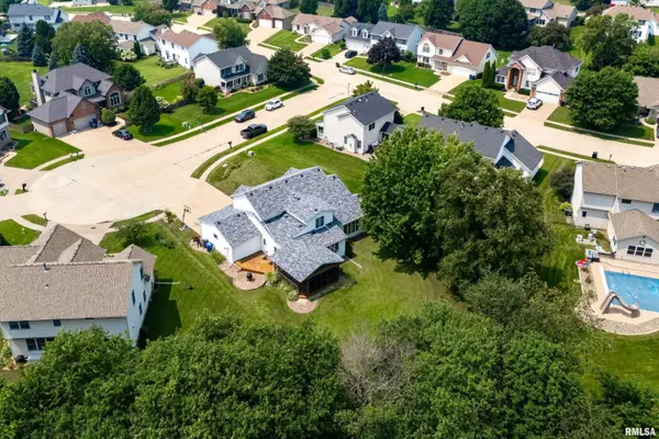 Bettendorf, IA 52722,1971 ROYAL CT