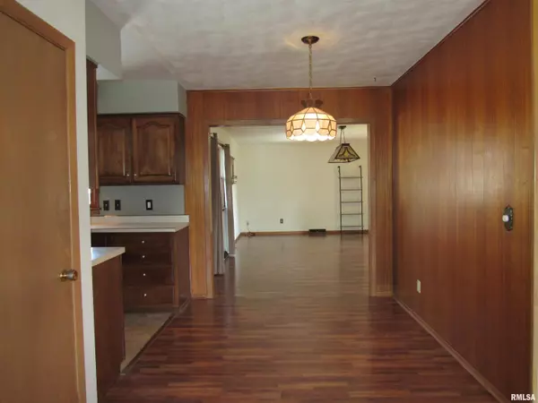 Davenport, IA 52806,2154 W 36TH ST