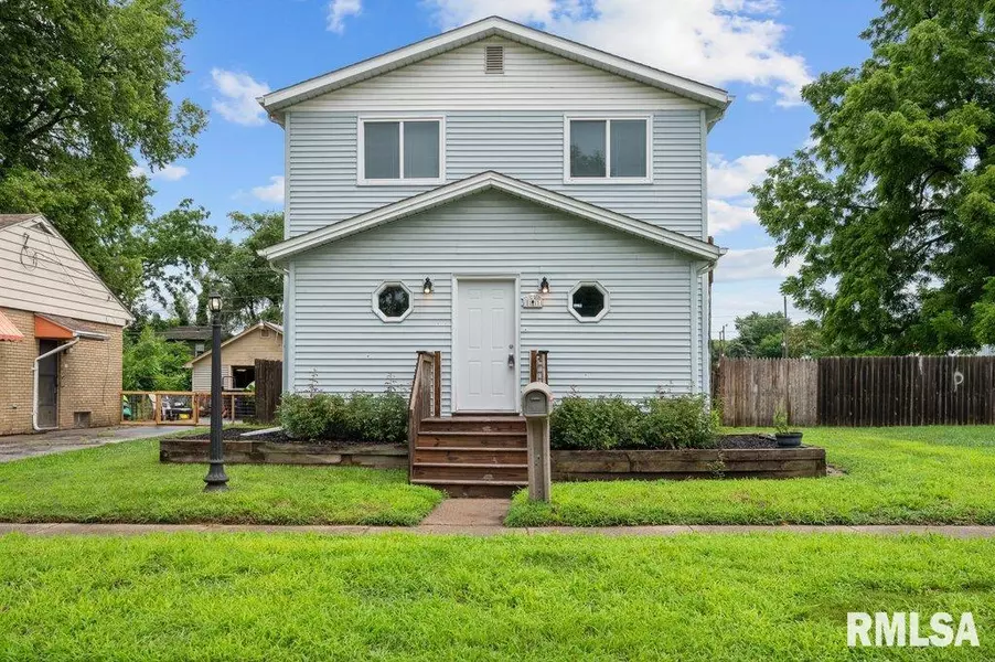 811 48TH AVE, Rock Island, IL 61201