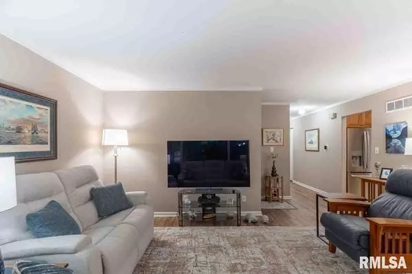 Moline, IL 61265,1215 35TH Street Drive