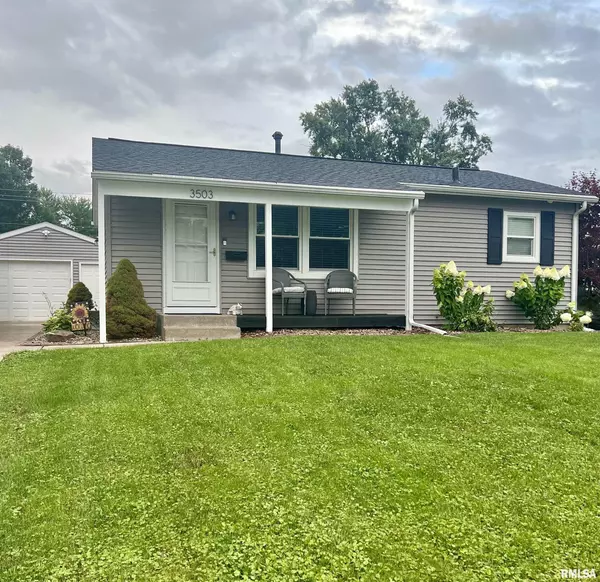 3503 CLOVER HILLS DR, Bettendorf, IA 52722