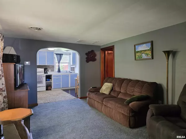 Fulton, IL 61252,1412 7TH ST