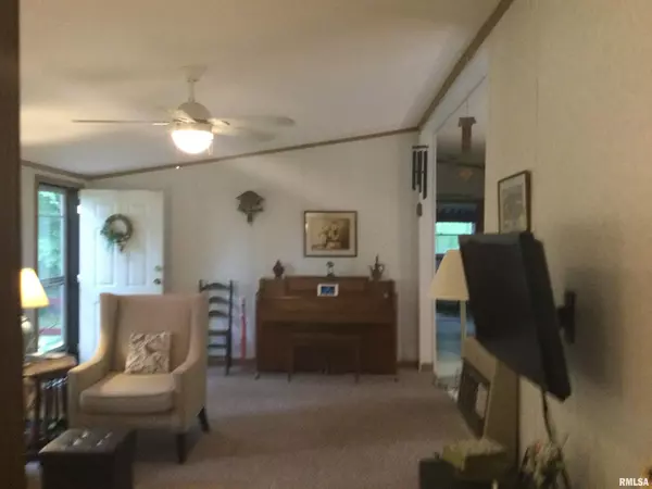 Anna, IL 62906,375 Shawnee Meadows LN