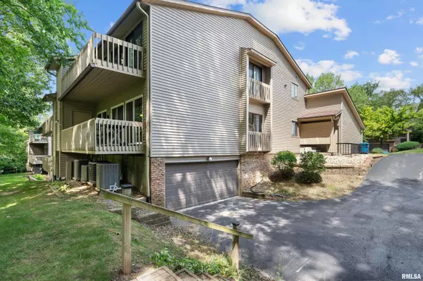 East Moline, IL 61244,712 51ST AVE