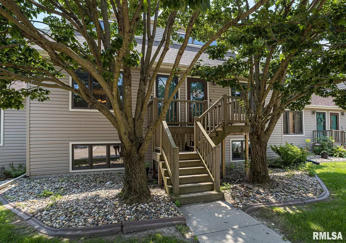 Rock Island, IL 61201,2112 35TH ST #7