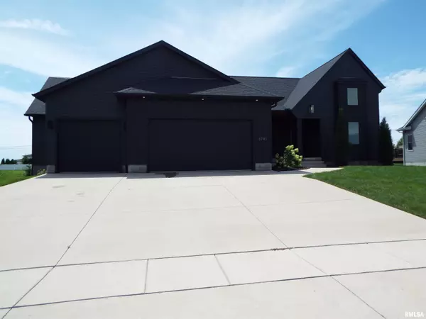 Bettendorf, IA 52722,6745 JOSEPH WAY