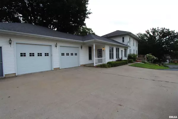 Clinton, IA 52732,1710 N 3RD ST