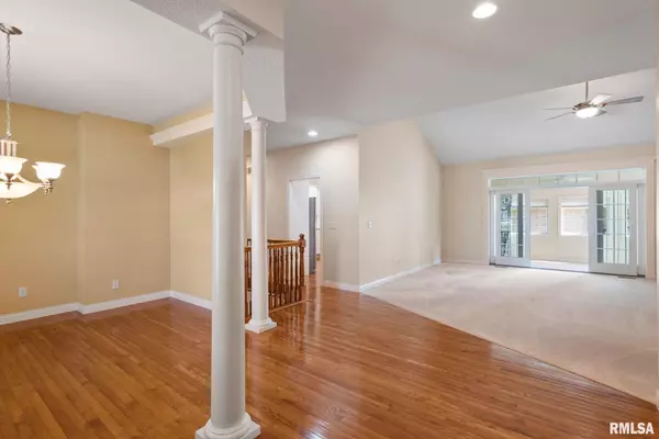 Eldridge, IA 52748,1003 W SPRING ST
