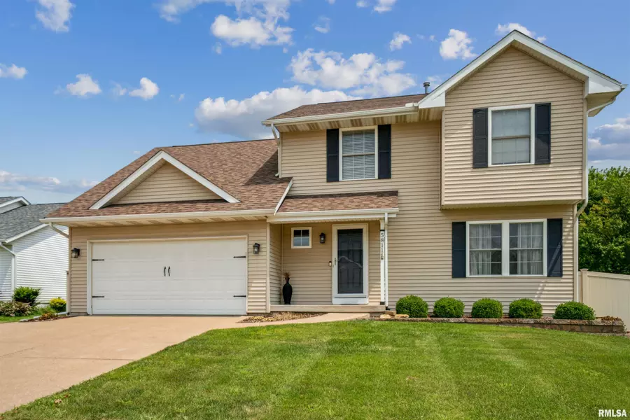 5811 DUGGLEBY AVE, Davenport, IA 52807