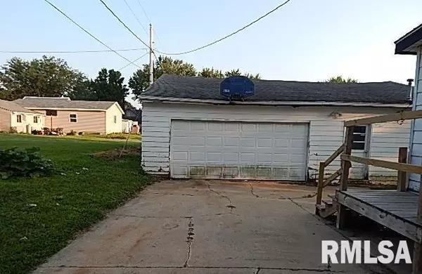 Maquoketa, IA 52060,209 W SUMMIT ST