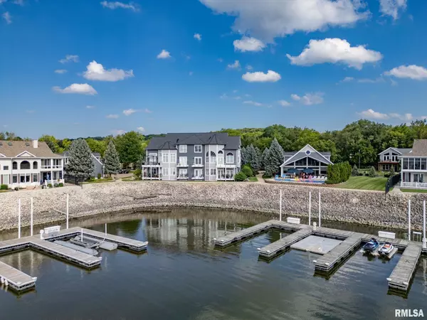 126 9TH ST, Hampton, IL 61256