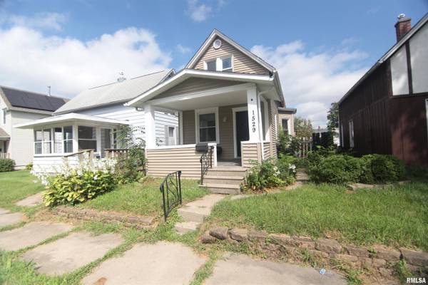1529 42ND ST, Rock Island, IL 61201