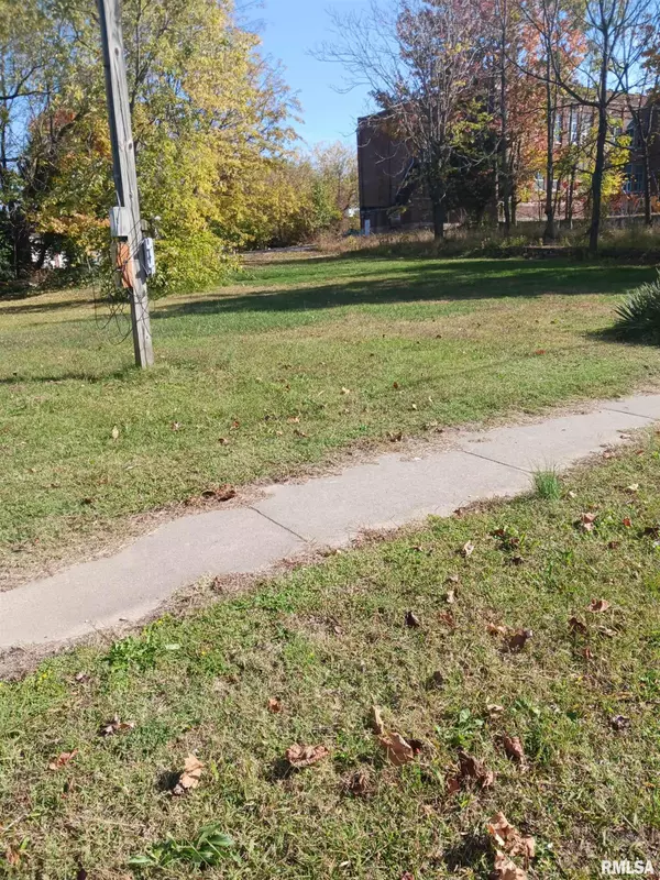 Murphysboro, IL 62966,1420 POPLAR ST