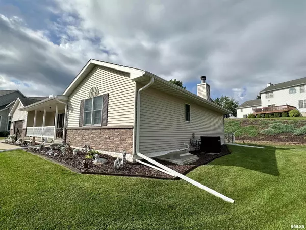Clinton, IA 52732,613 33RD Avenue North