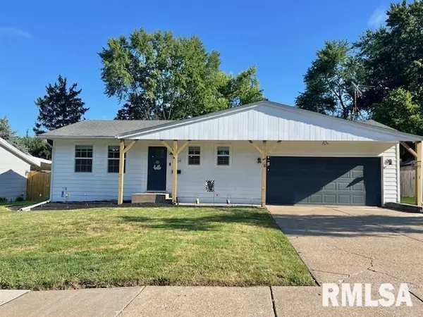 2504 W 43RD ST, Davenport, IA 52806
