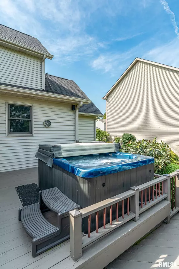 Bettendorf, IA 52722,2946 SUMMERTREE AVE