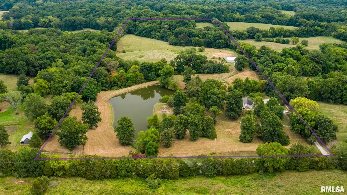 Anna, IL 62906,1385 Christian Chapel RD