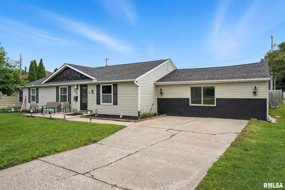 East Moline, IL 61244,706 26TH ST