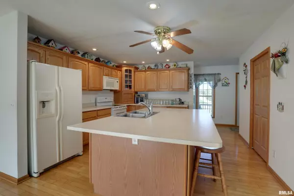 Camp Point, IL 62320,1903 N 1400th AVE