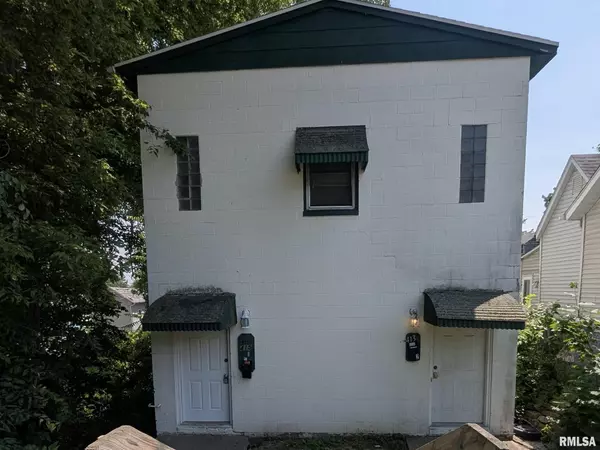 Davenport, IA 52803-5475,413 E 9TH ST
