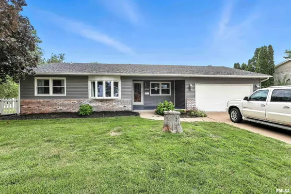 Davenport, IA 52806,3205 N PINE ST