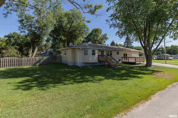 East Moline, IL 61244,3721 4TH Avenue B