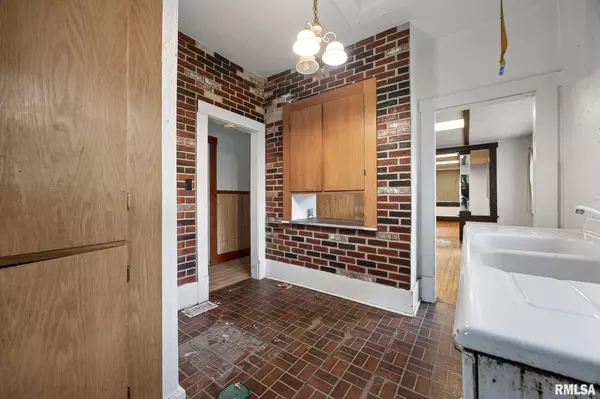 Tipton, IA 52772,301 PLUM ST