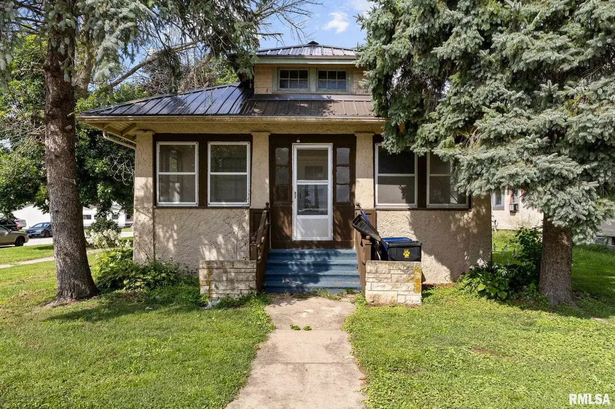 Tipton, IA 52772,301 PLUM ST