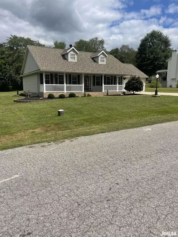 117 Jeremy DR, Carterville, IL 62918
