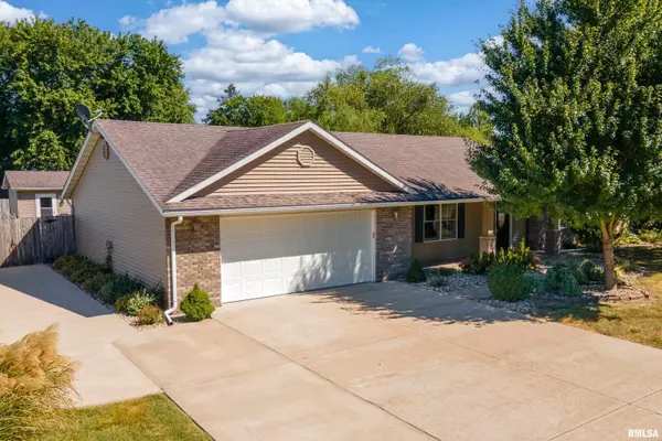 Marion, IL 62959,1703 DAWN DR