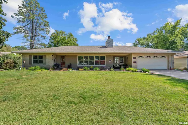 2520 31ST Avenue Court, Moline, IL 61265