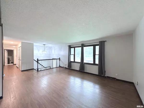 Riverdale, IA 52722,139 WISTERIA LN