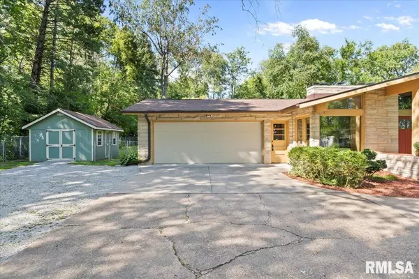 Rock Island, IL 61201,3515 24TH AVE