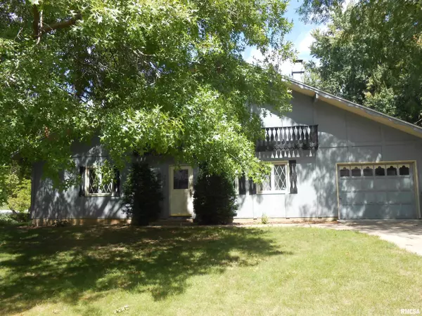 Bettendorf, IA 52722,2506 BAYBERRY CT