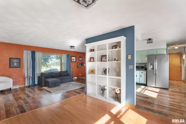 Preston, IA 52069,401 S MITCHELL ST