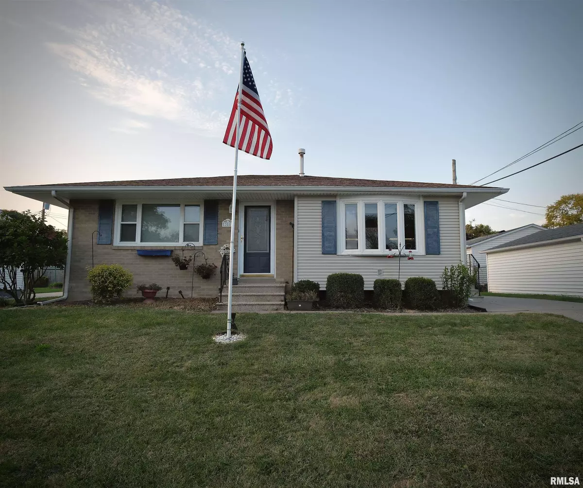East Moline, IL 61244,385 34TH AVE
