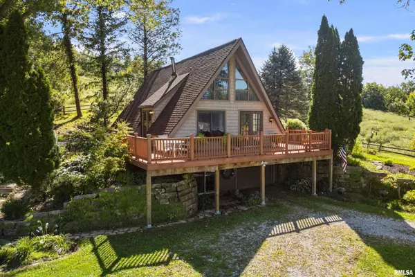 8620 114TH Avenue West, Taylor Ridge, IL 61284